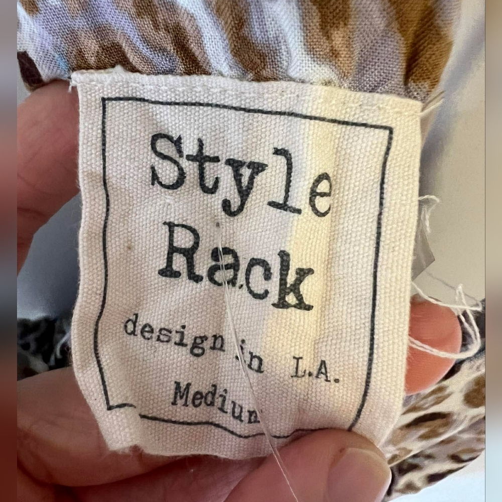 Style Rack Leopard Top - Picture 3 of 3